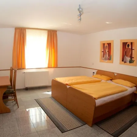 Pensionat Messe-hotel 